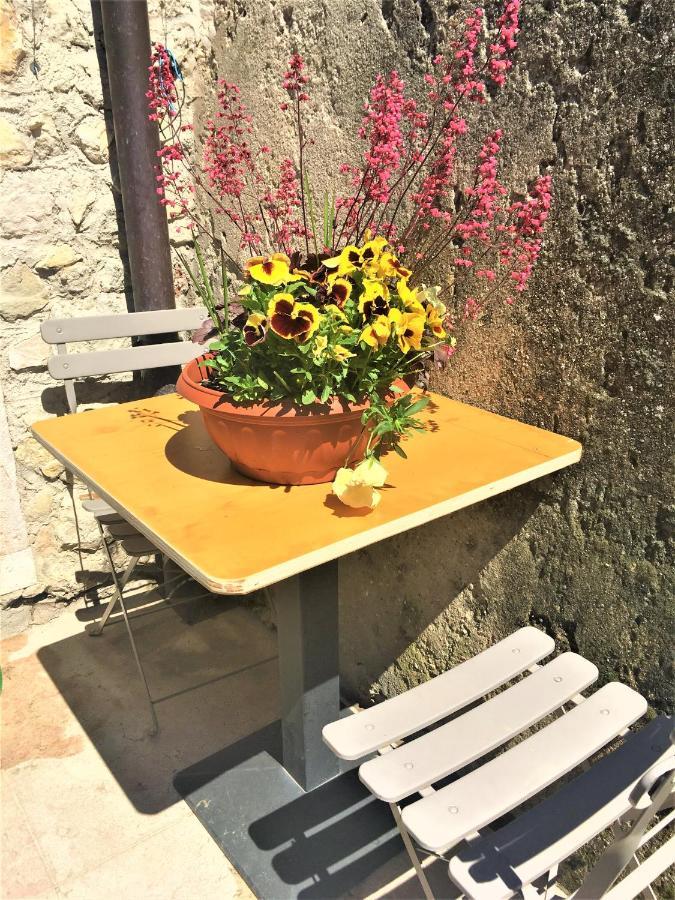 Il Girasole Apartment Caprino Veronese Luaran gambar